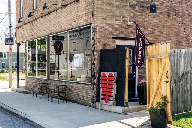 1322 Oak Street, Columbus, OH 43205