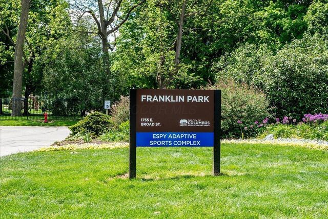 1322 Oak Street, Columbus, OH 43205