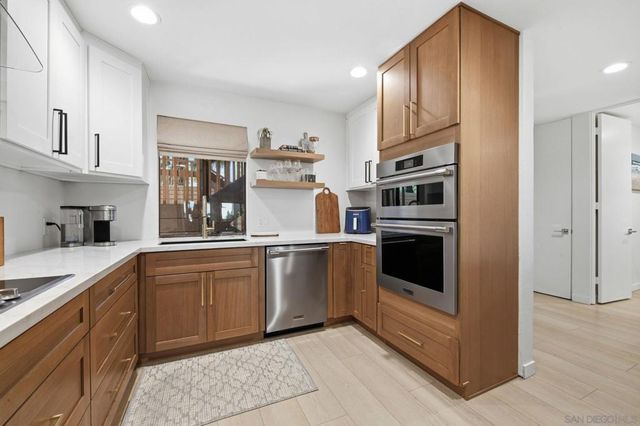 2928 Lawrence, San Diego, CA 92106