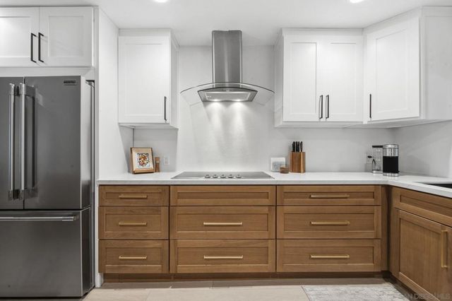 2928 Lawrence, San Diego, CA 92106