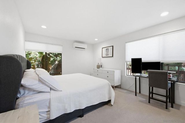 2928 Lawrence, San Diego, CA 92106