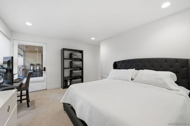 2928 Lawrence, San Diego, CA 92106