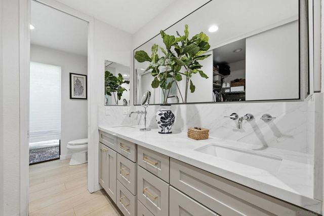 2928 Lawrence, San Diego, CA 92106