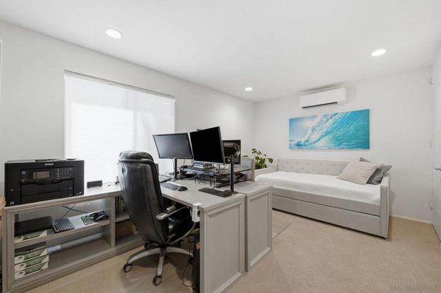 2928 Lawrence, San Diego, CA 92106
