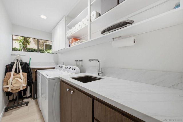 2928 Lawrence, San Diego, CA 92106