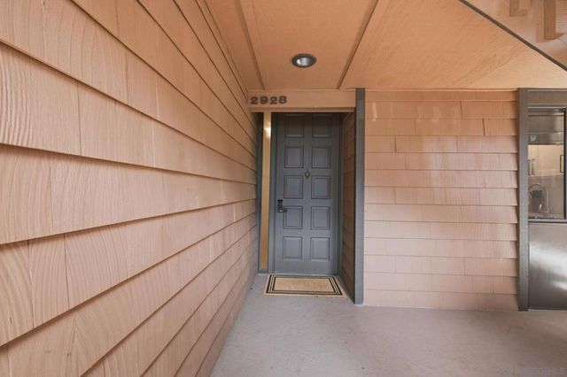 2928 Lawrence, San Diego, CA 92106