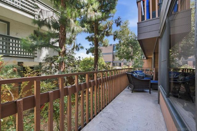 2928 Lawrence, San Diego, CA 92106