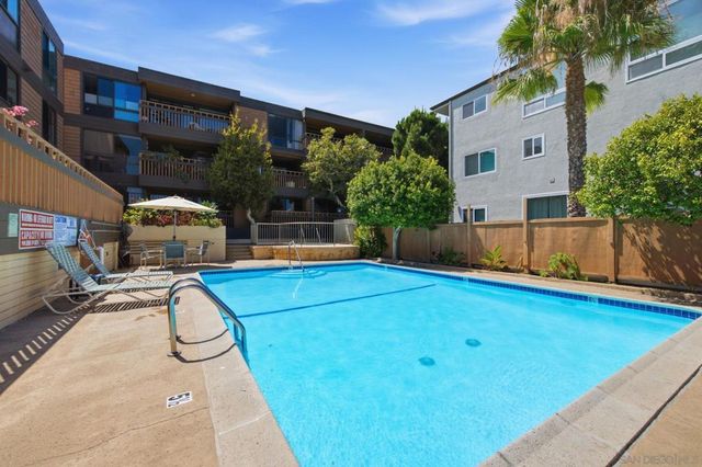 2928 Lawrence, San Diego, CA 92106