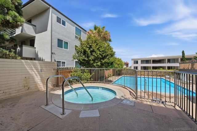 2928 Lawrence, San Diego, CA 92106