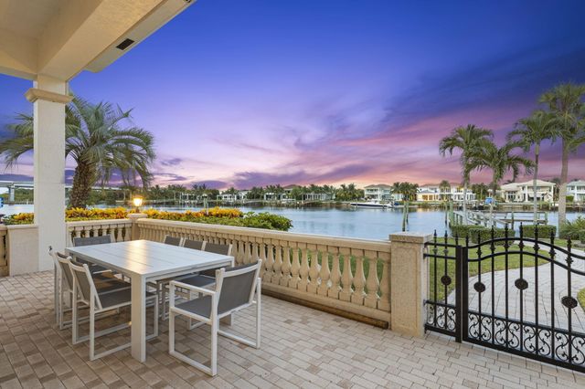 2435 Snook Trail, Palm Beach Gardens, FL 33410