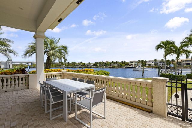 2435 Snook Trail, Palm Beach Gardens, FL 33410