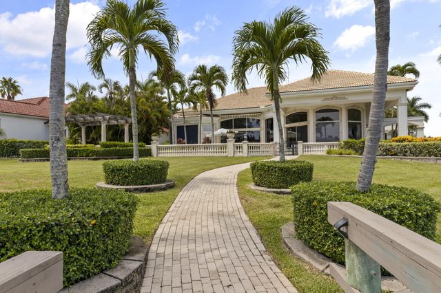 2435 Snook Trail, Palm Beach Gardens, FL 33410