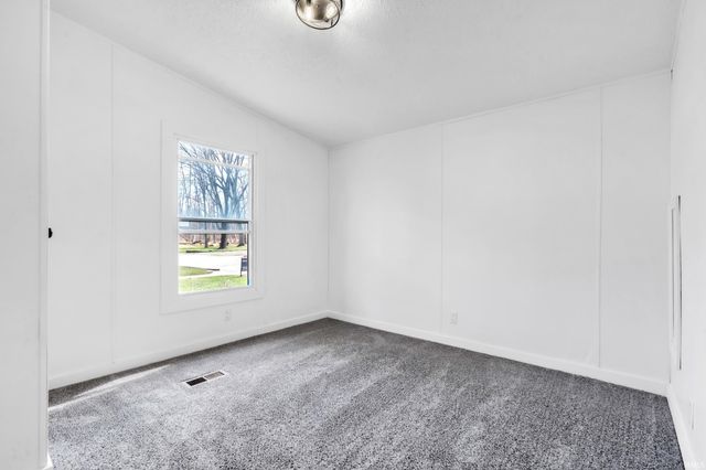 56 W Waldron Lake Drive, Wawaka, IN 46794