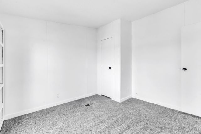 56 W Waldron Lake Drive, Wawaka, IN 46794