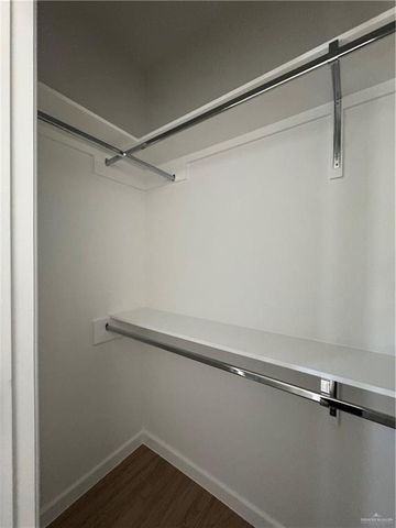 1205 S Waterfall Avenue, Edinburg, TX 78539