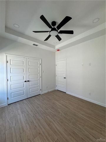 1205 S Waterfall Avenue, Edinburg, TX 78539