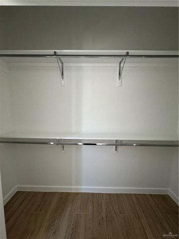 1205 S Waterfall Avenue, Edinburg, TX 78539