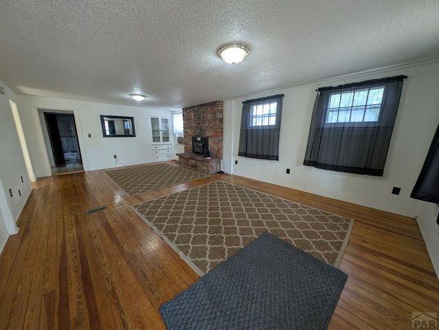 215 W Topeka Ave, Trinidad, CO 81082