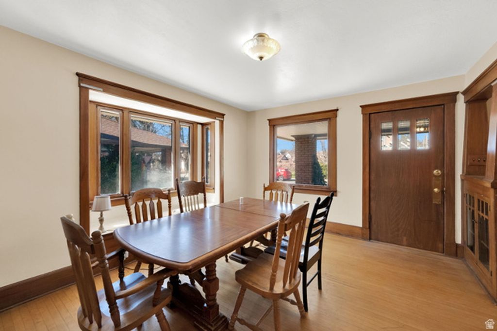 Image 4 of property listing at 1024 E RAMONA AVE, Salt Lake City, UT 84105