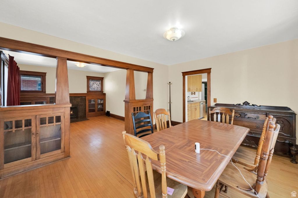 Image 5 of property listing at 1024 E RAMONA AVE, Salt Lake City, UT 84105