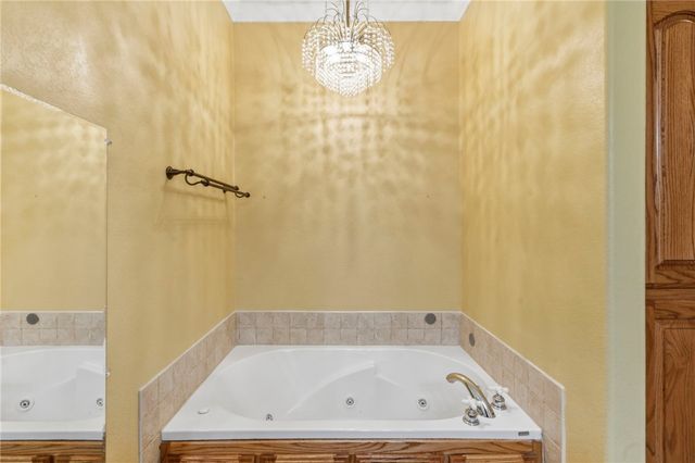 10 Radcliffe Drive, Bella Vista, AR 72714