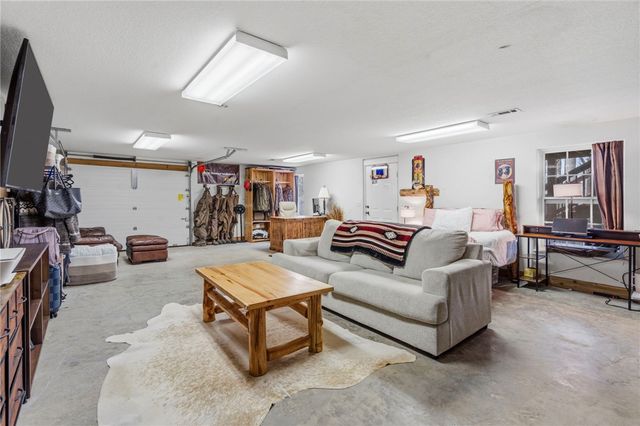 10 Radcliffe Drive, Bella Vista, AR 72714