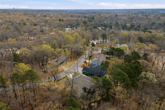 10 Radcliffe Drive, Bella Vista, AR 72714