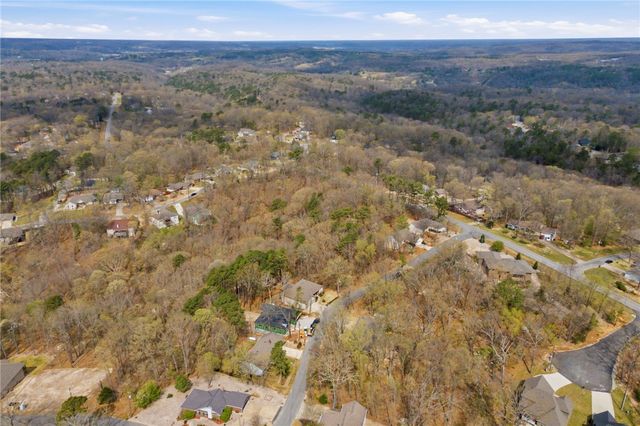 10 Radcliffe Drive, Bella Vista, AR 72714