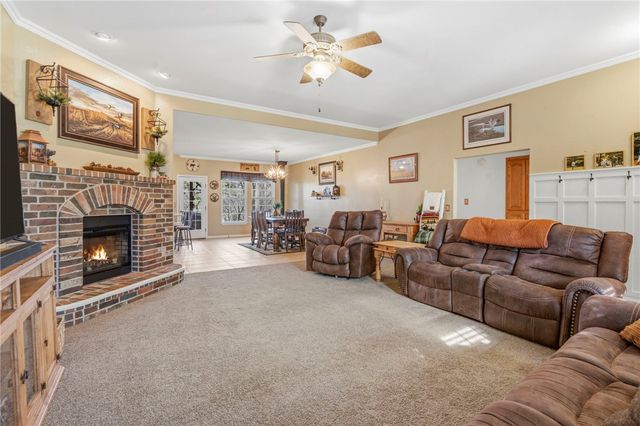 10 Radcliffe Drive, Bella Vista, AR 72714