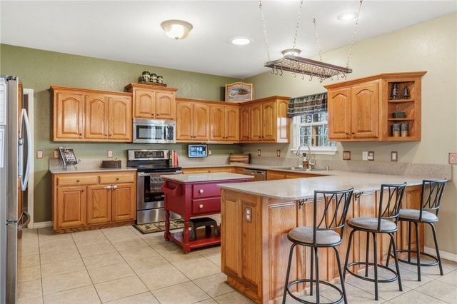 10 Radcliffe Drive, Bella Vista, AR 72714