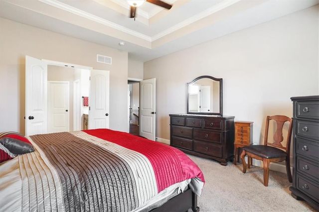 706 Crestridge Drive, Kearney, MO 64060