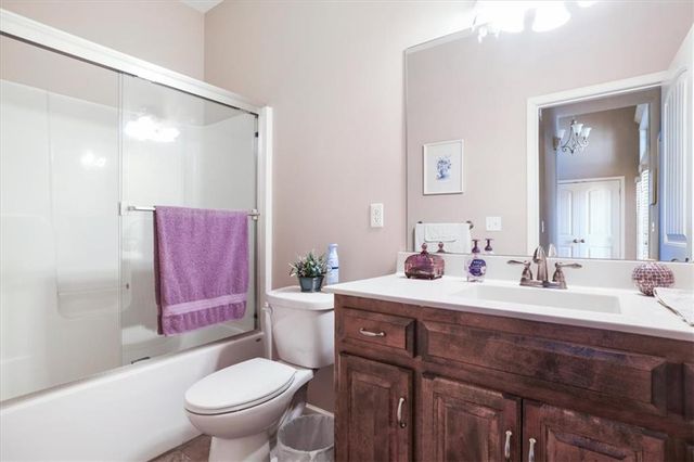 706 Crestridge Drive, Kearney, MO 64060