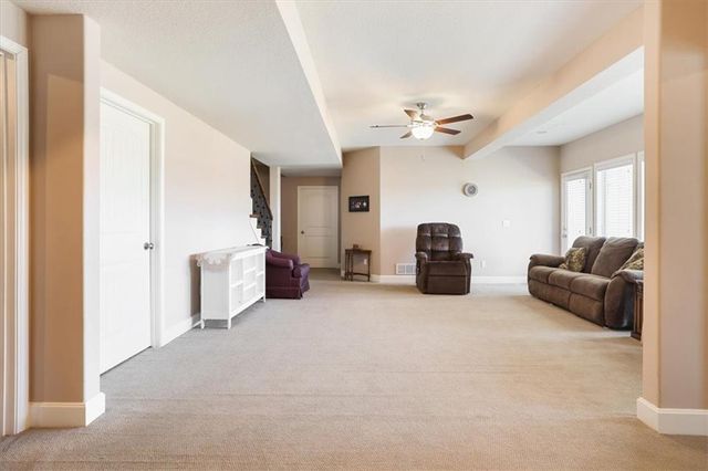 706 Crestridge Drive, Kearney, MO 64060