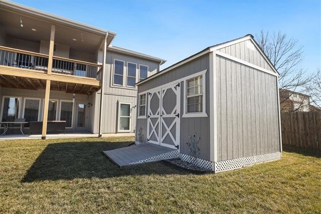 706 Crestridge Drive, Kearney, MO 64060