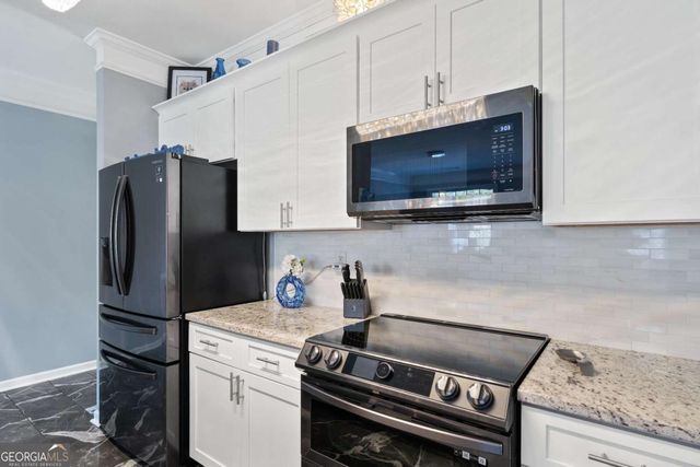 928 Pierce Ivy Court, Lawrenceville, GA 30043