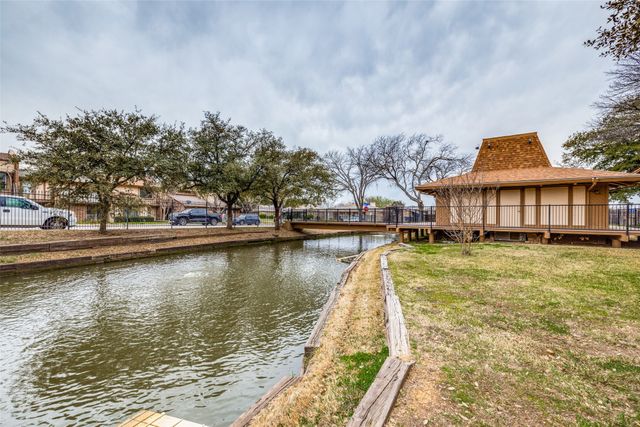 2016 Westbain Drive, Arlington, TX 76015