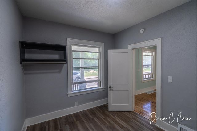504 Mclaren Street, Muskegon, MI 49442