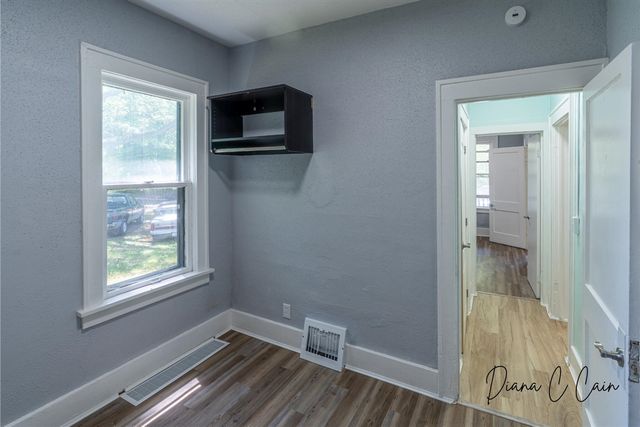 504 Mclaren Street, Muskegon, MI 49442