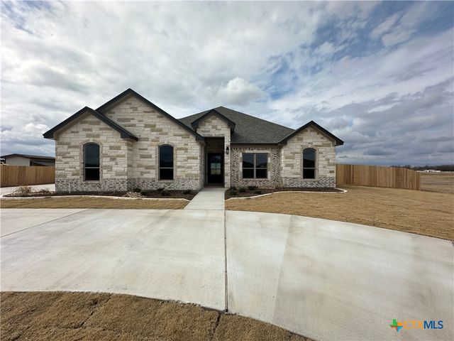 302 Lee Mays Boulevard, Troy, TX 76579