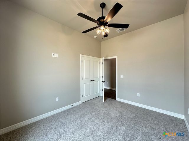 302 Lee Mays Boulevard, Troy, TX 76579