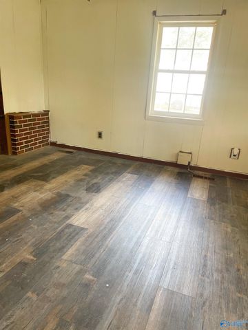 130 Suttles Avenue, Rainsville, AL 35986