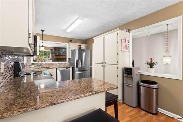 5310 Redfield Way, Flowery Branch, GA 30542