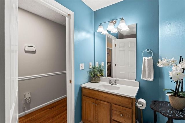 5310 Redfield Way, Flowery Branch, GA 30542