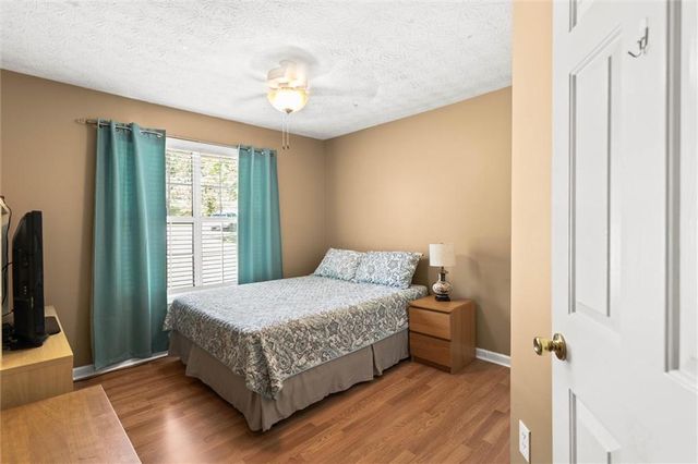 5310 Redfield Way, Flowery Branch, GA 30542