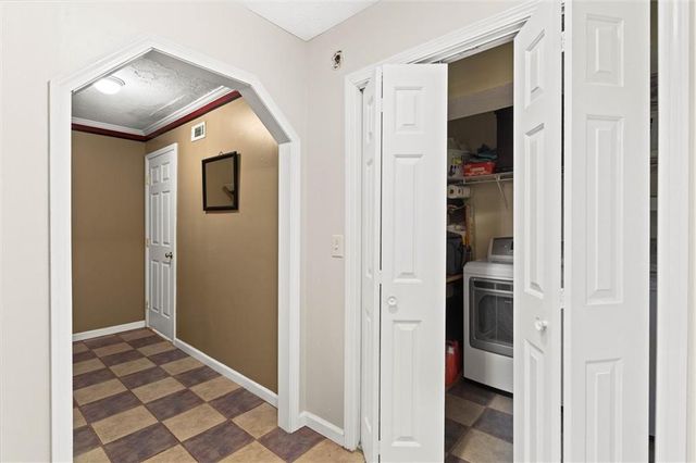 5310 Redfield Way, Flowery Branch, GA 30542