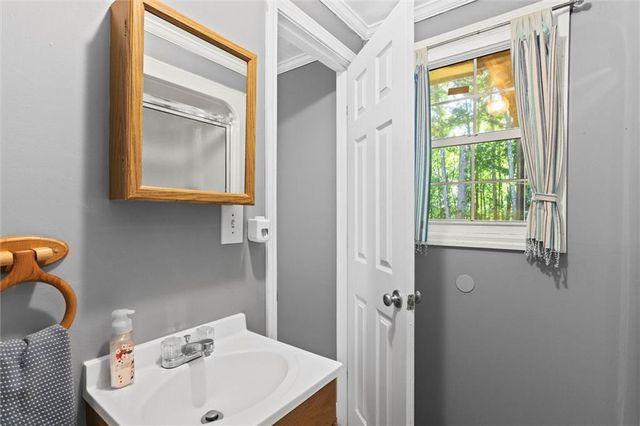5310 Redfield Way, Flowery Branch, GA 30542