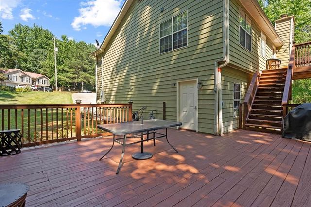 5310 Redfield Way, Flowery Branch, GA 30542