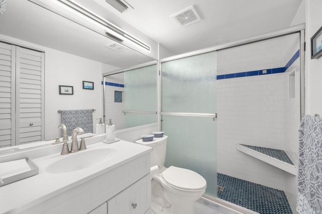 2500 SE Anchorage Cv Apt D-2, Port St Lucie, FL 34952