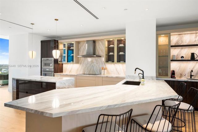 2627 S Bayshore Dr 2904, Miami, FL 33133