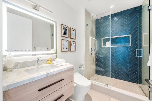 2627 S Bayshore Dr 2904, Miami, FL 33133